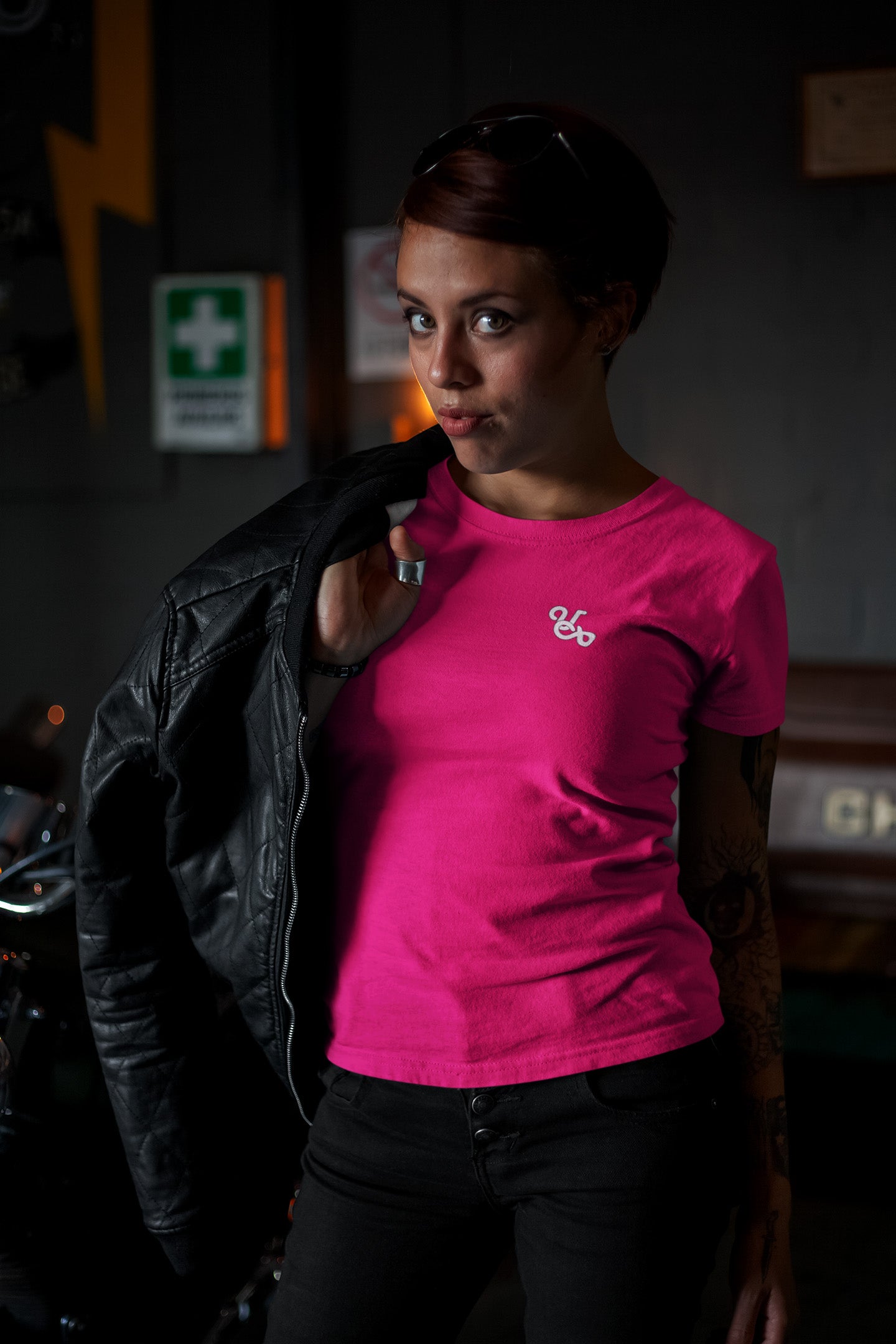 USW114 - ESSIENTIAL TEE