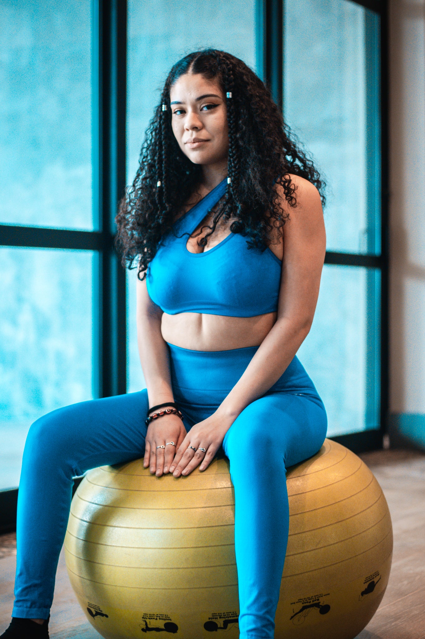 USW123 - HOURGLASS LEGGINGS