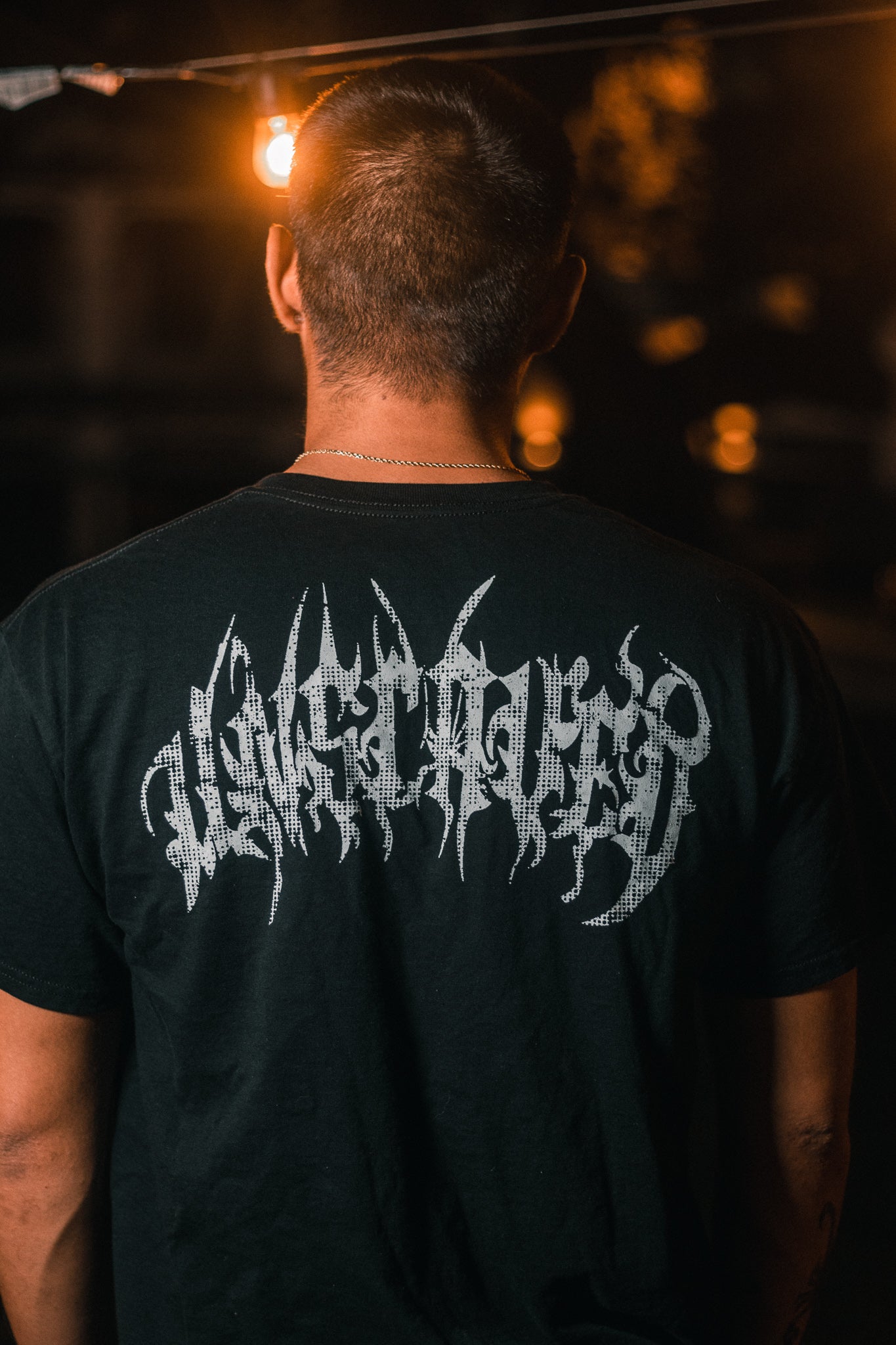 USM126 - ESSENTIAL GRAPHICS TEE