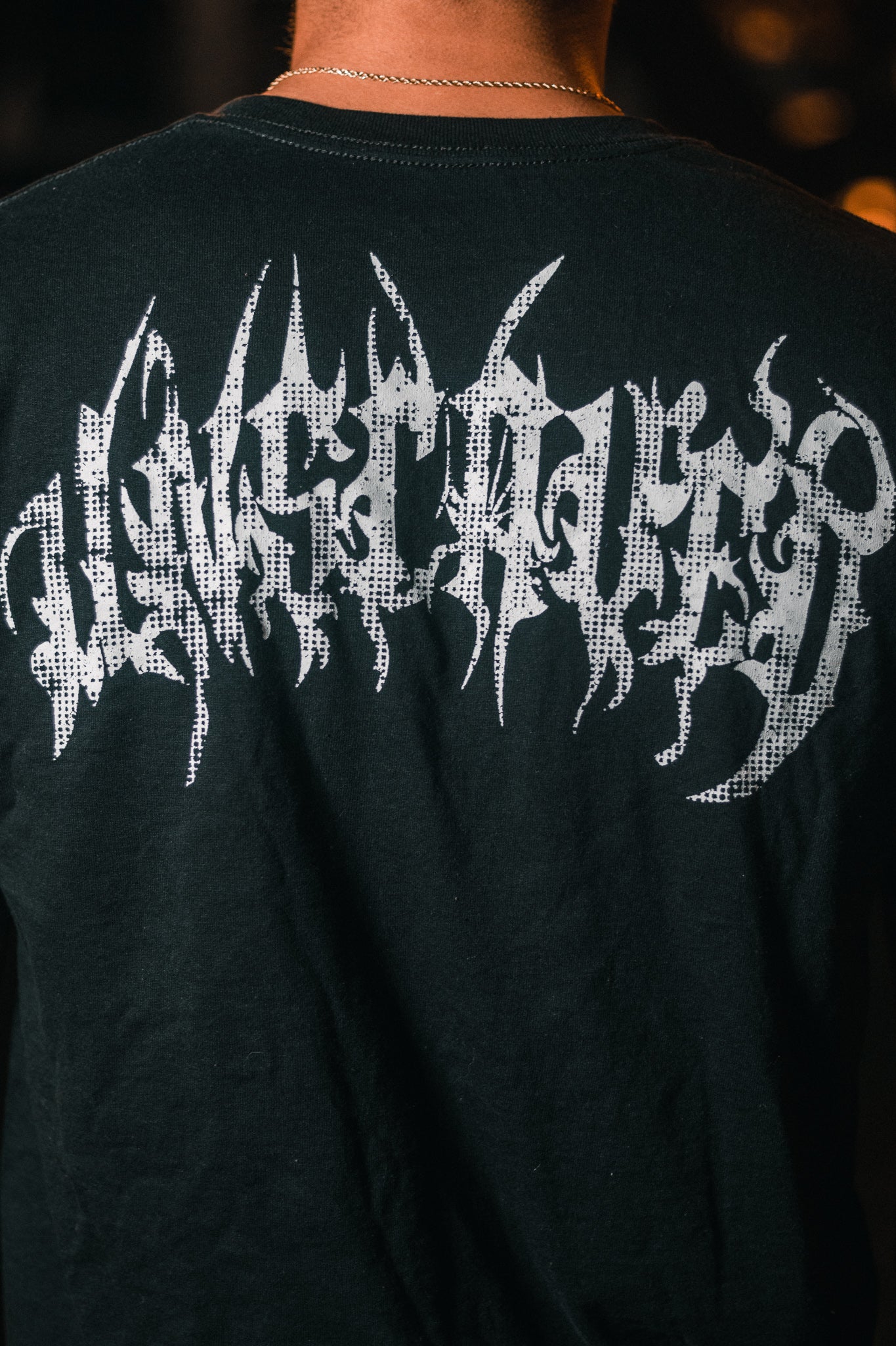 USM126 - ESSENTIAL GRAPHICS TEE