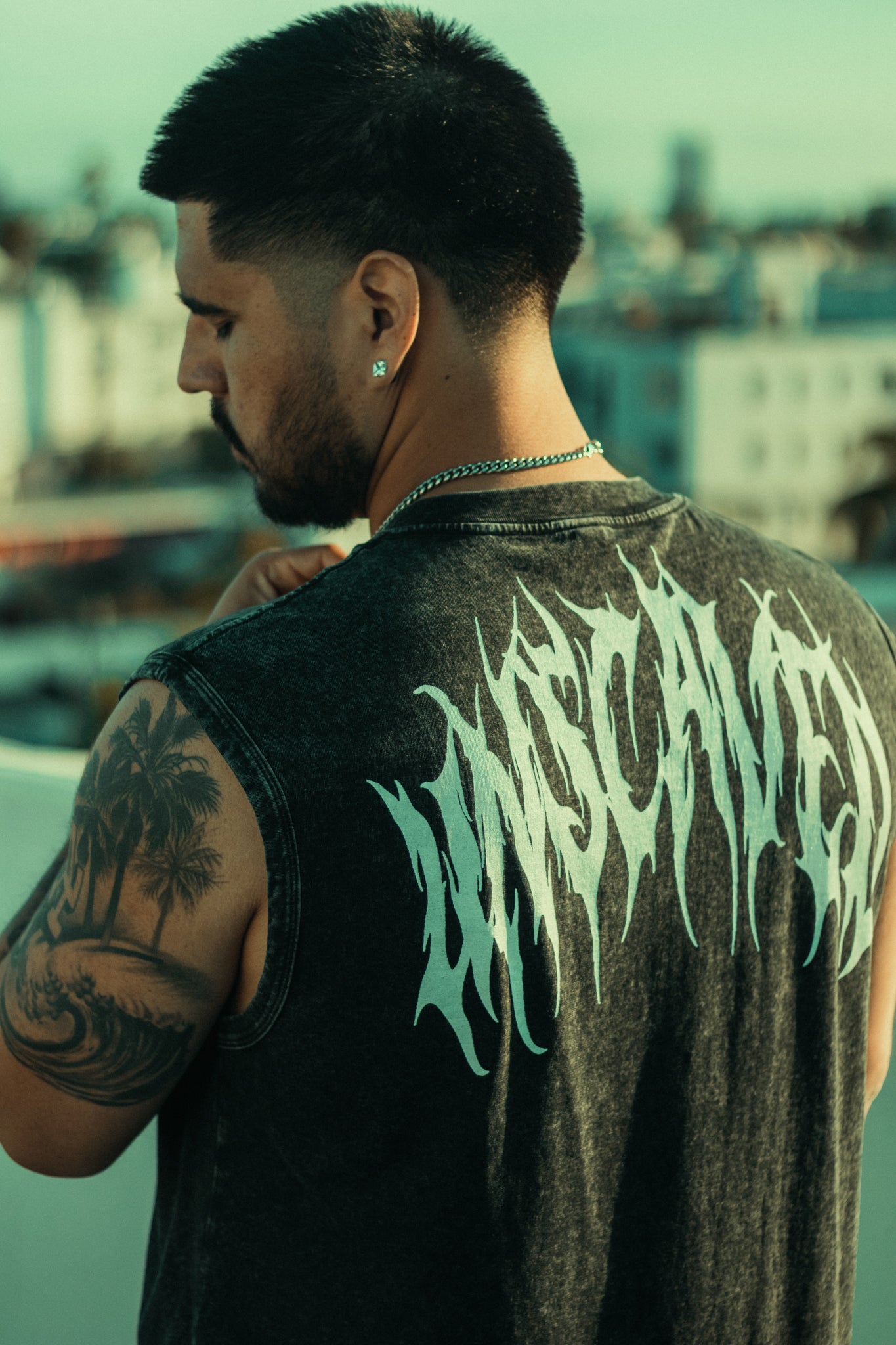 USM128 - EVERYDAY CUT-OFF ESSENTIAL TEE
