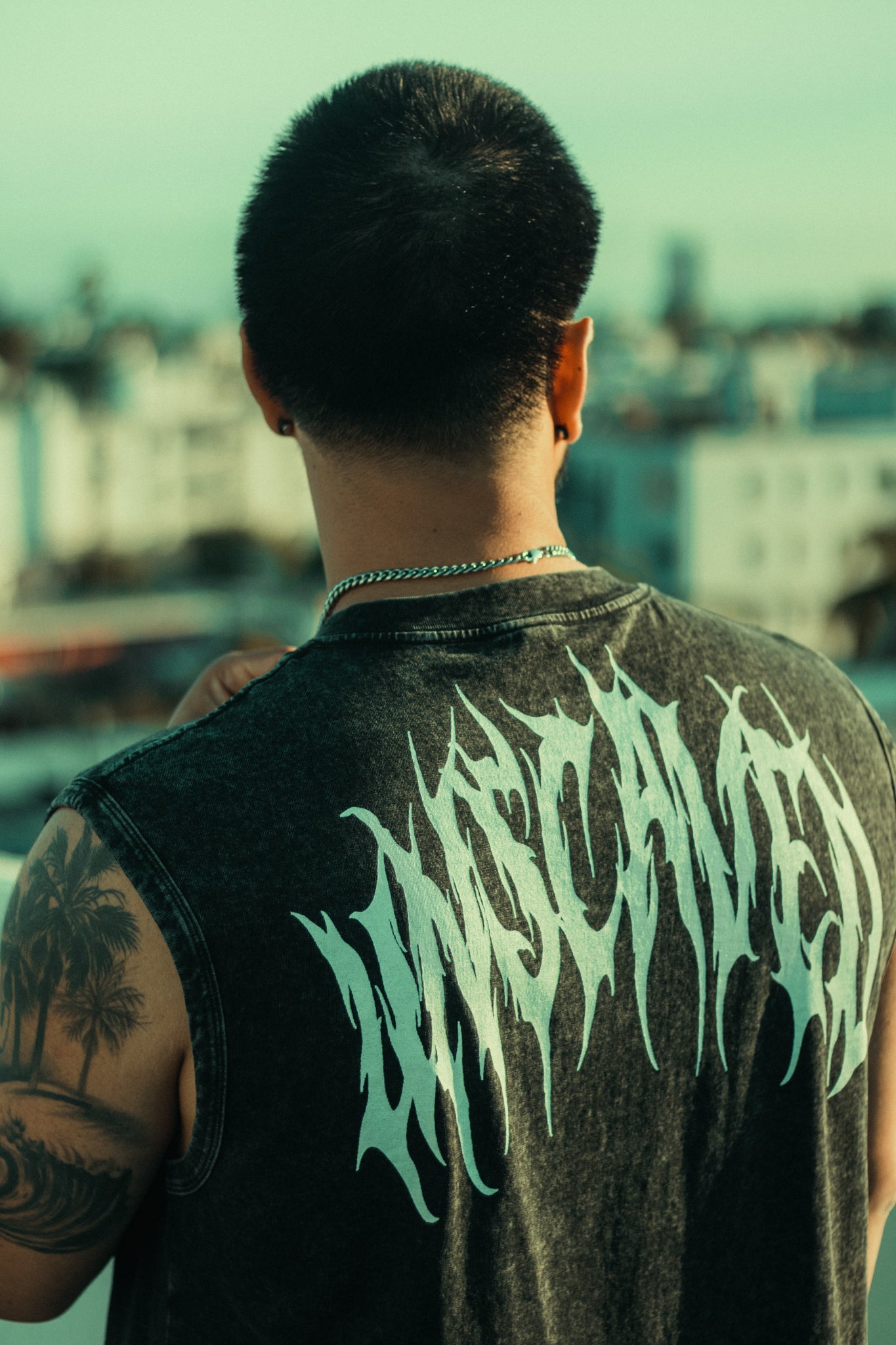 USM128 - EVERYDAY CUT-OFF ESSENTIAL TEE