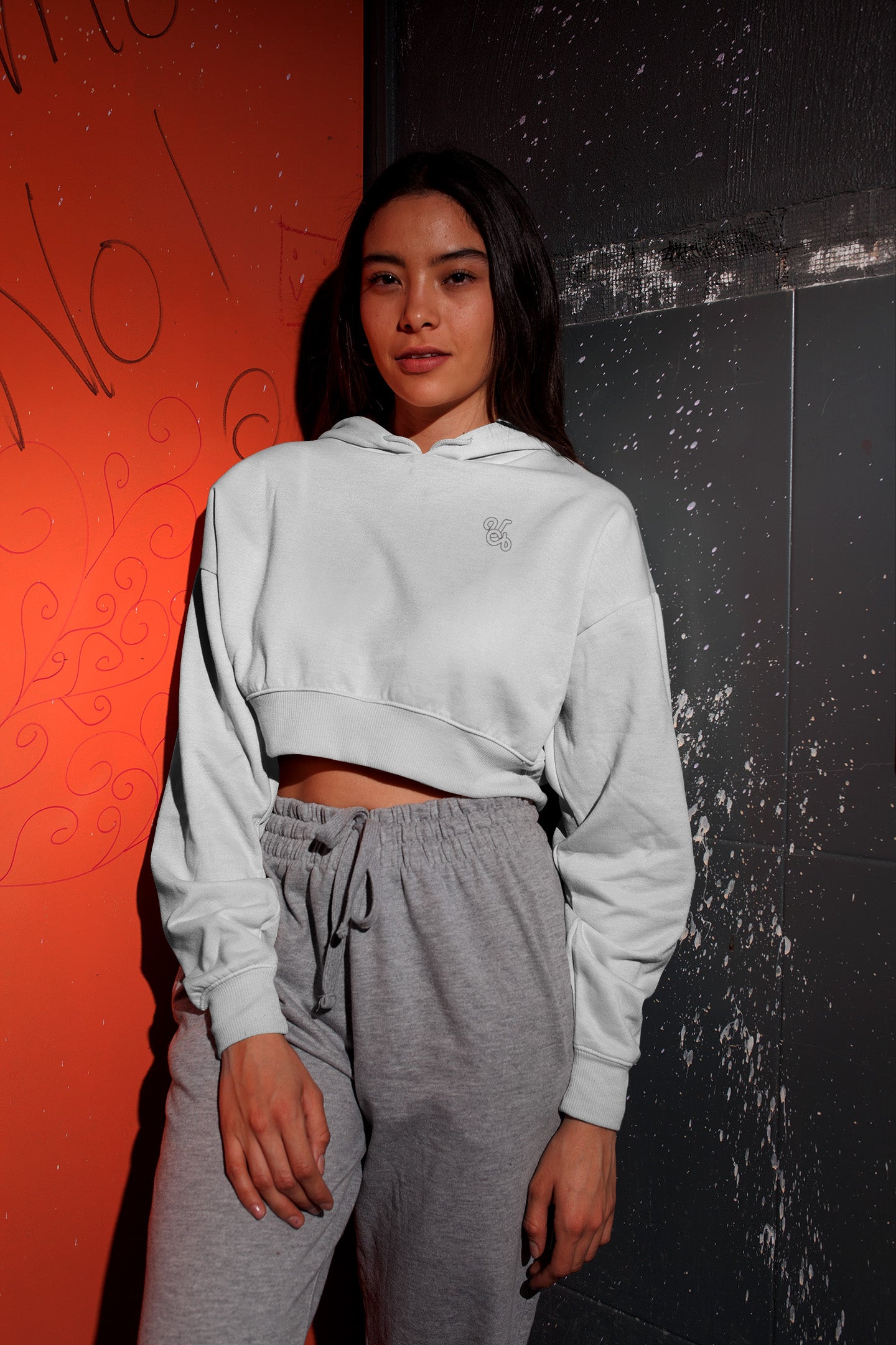 USW118 - ESSENTIAL CROPTOP HOODIE