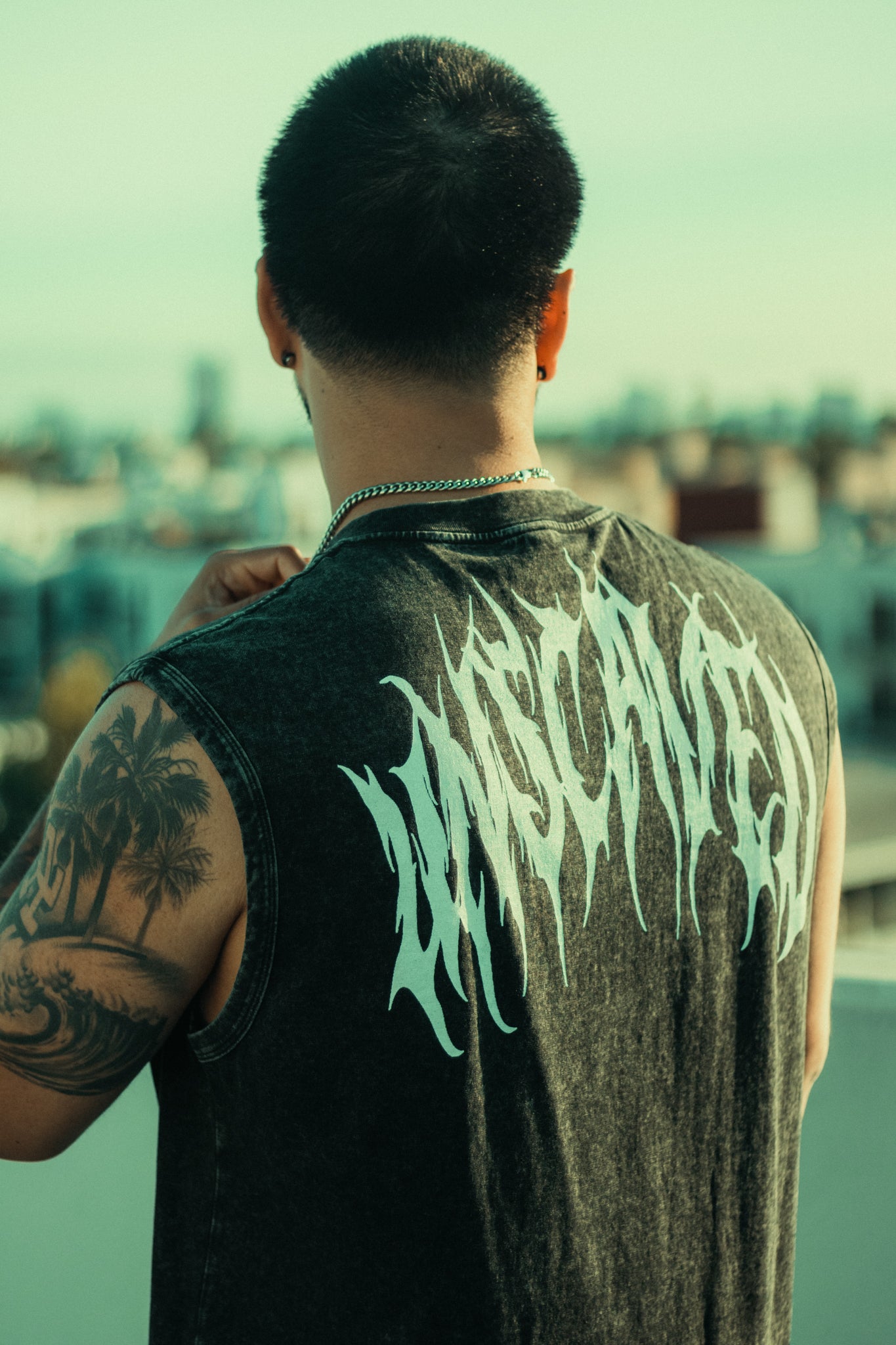 USM128 - EVERYDAY CUT-OFF ESSENTIAL TEE