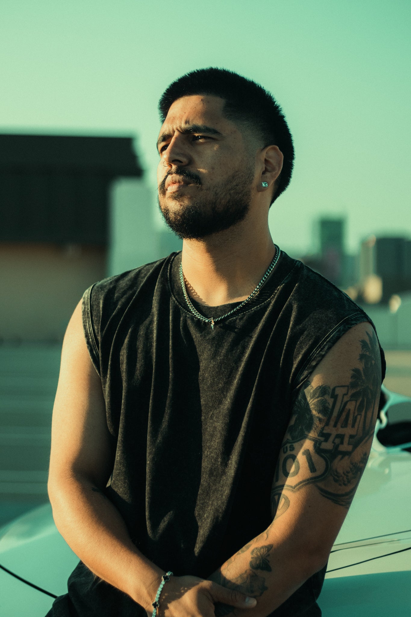 USM128 - EVERYDAY CUT-OFF ESSENTIAL TEE