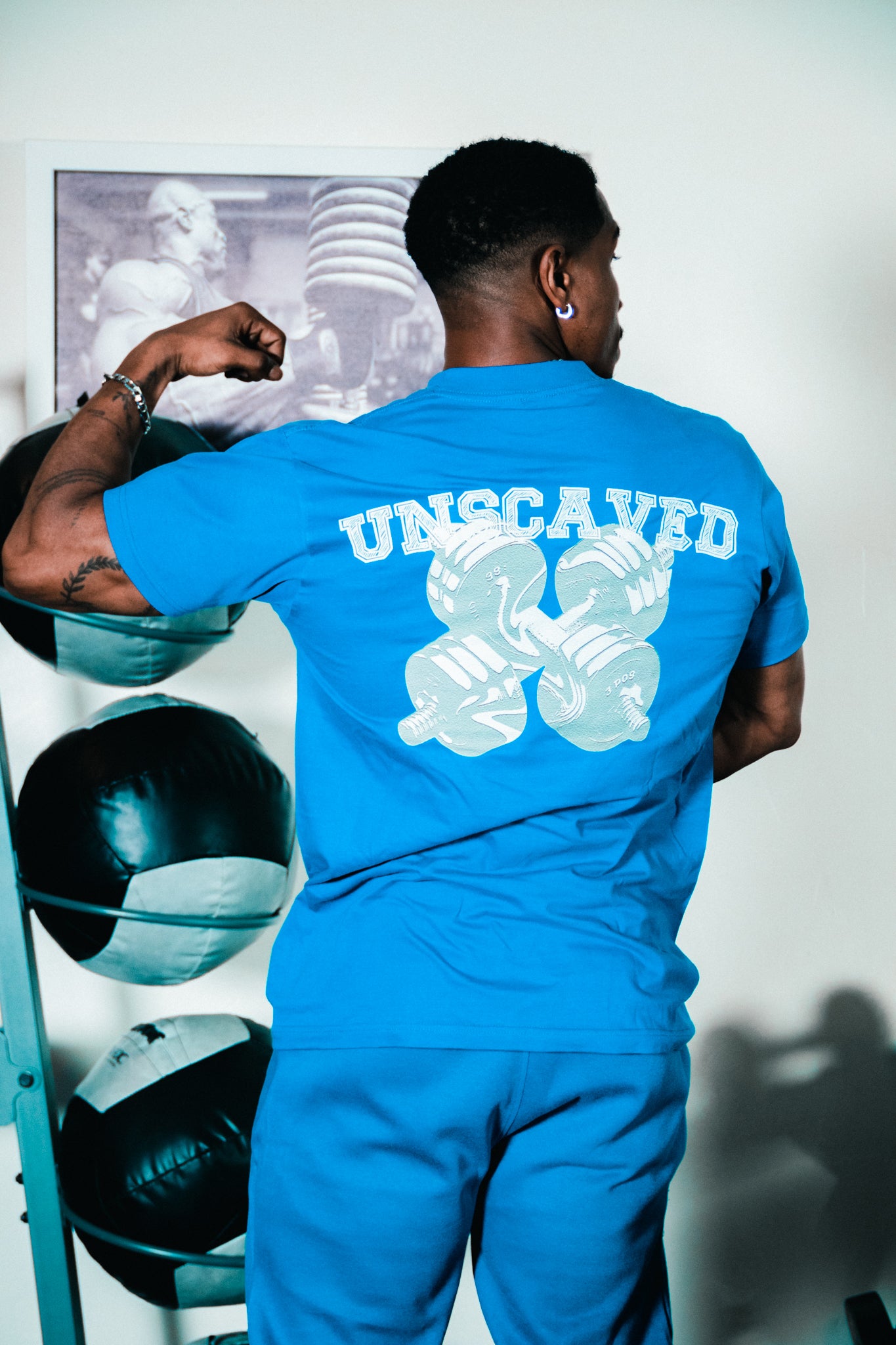 USM129 - UNIVERSITY TEE